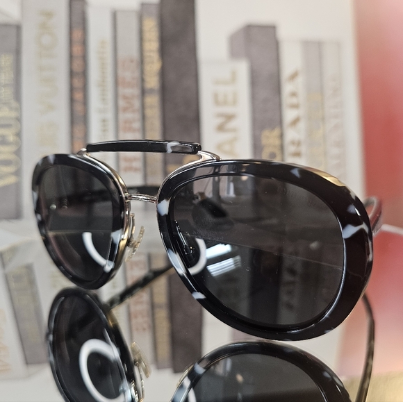 🕶️Miu Miu NWOT SMU 05V Black Havana Aviator Sunglasses 53mm Italy ✨ - Picture 13 of 13